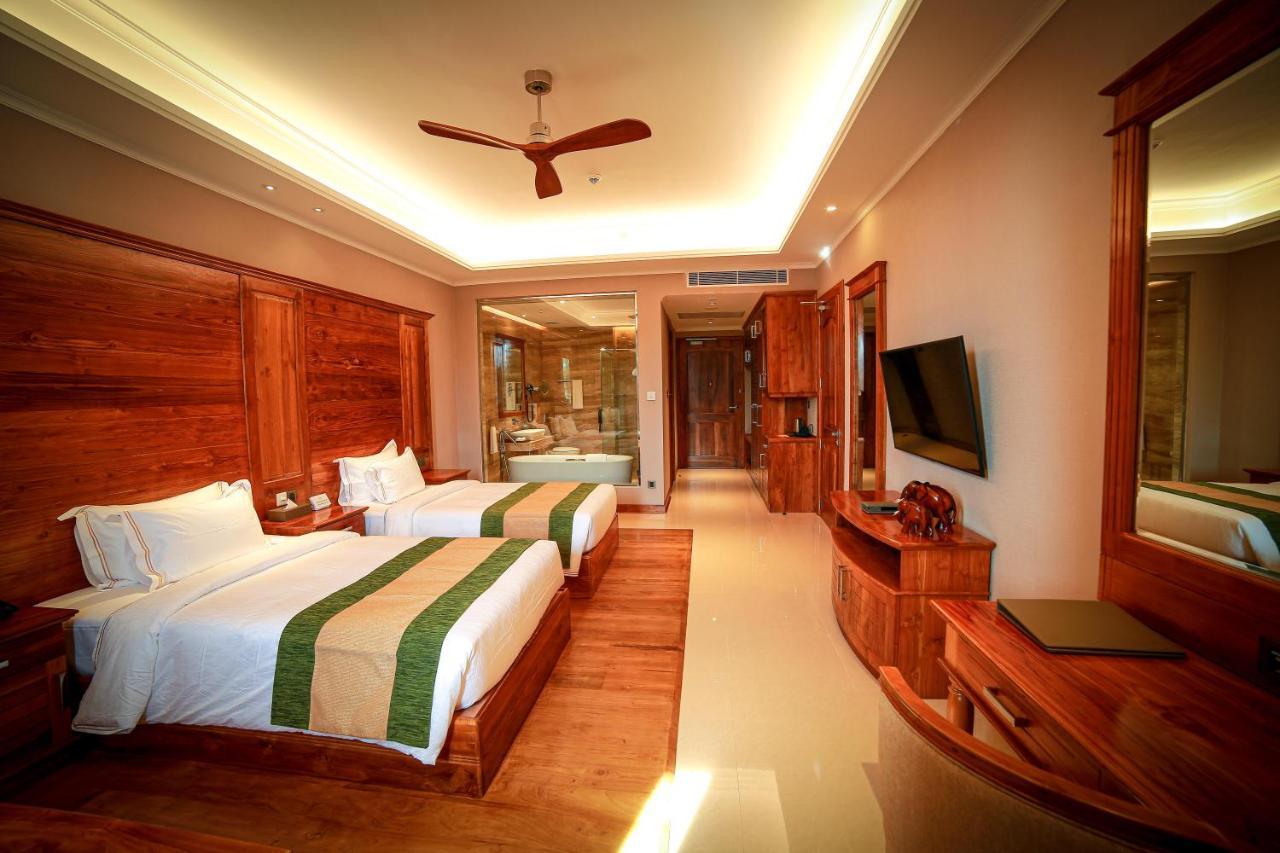 Araliya Beach Resort Spa 5 Шри-Ланка. Araliya Шри Ланка отель. Отель Araliya Unawatuna 5. Araliya Beach Resort Spa 5 Унаватуна.